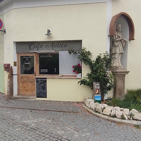 Apartmany Antico Mikulov Bagian luar foto