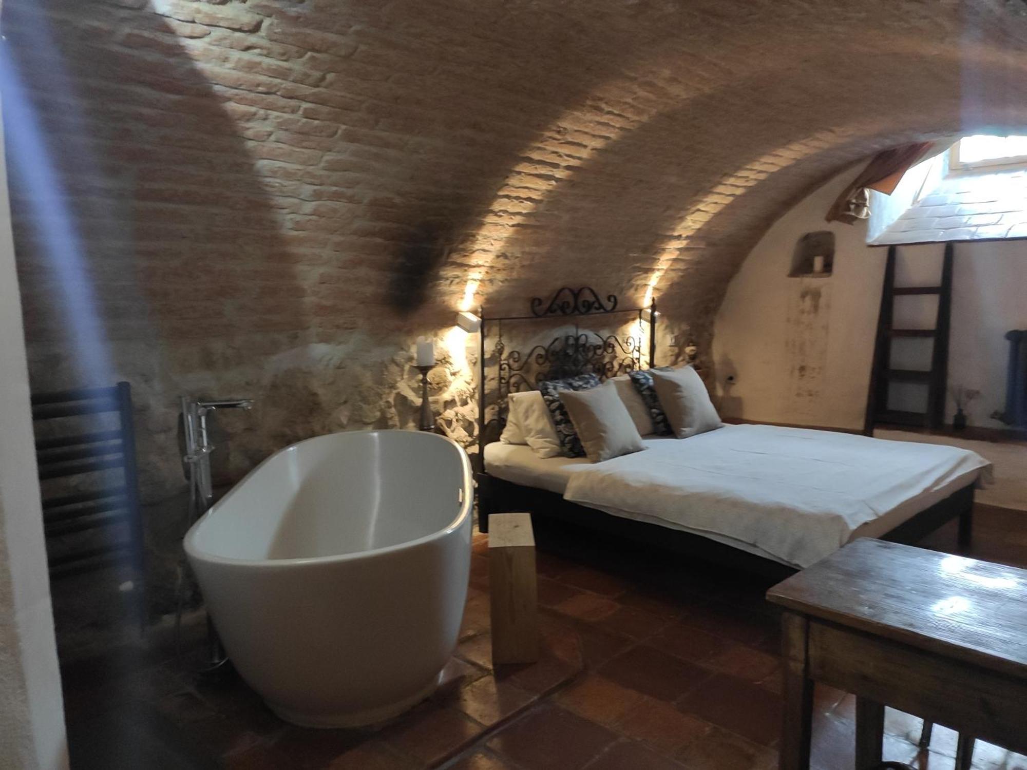 Apartmany Antico Mikulov Bagian luar foto